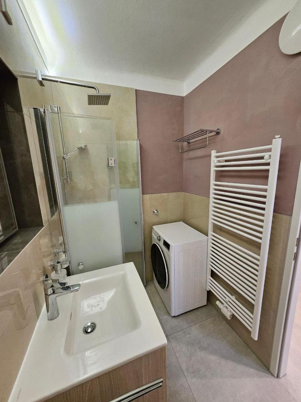 Danube Apartment Viena Exterior foto